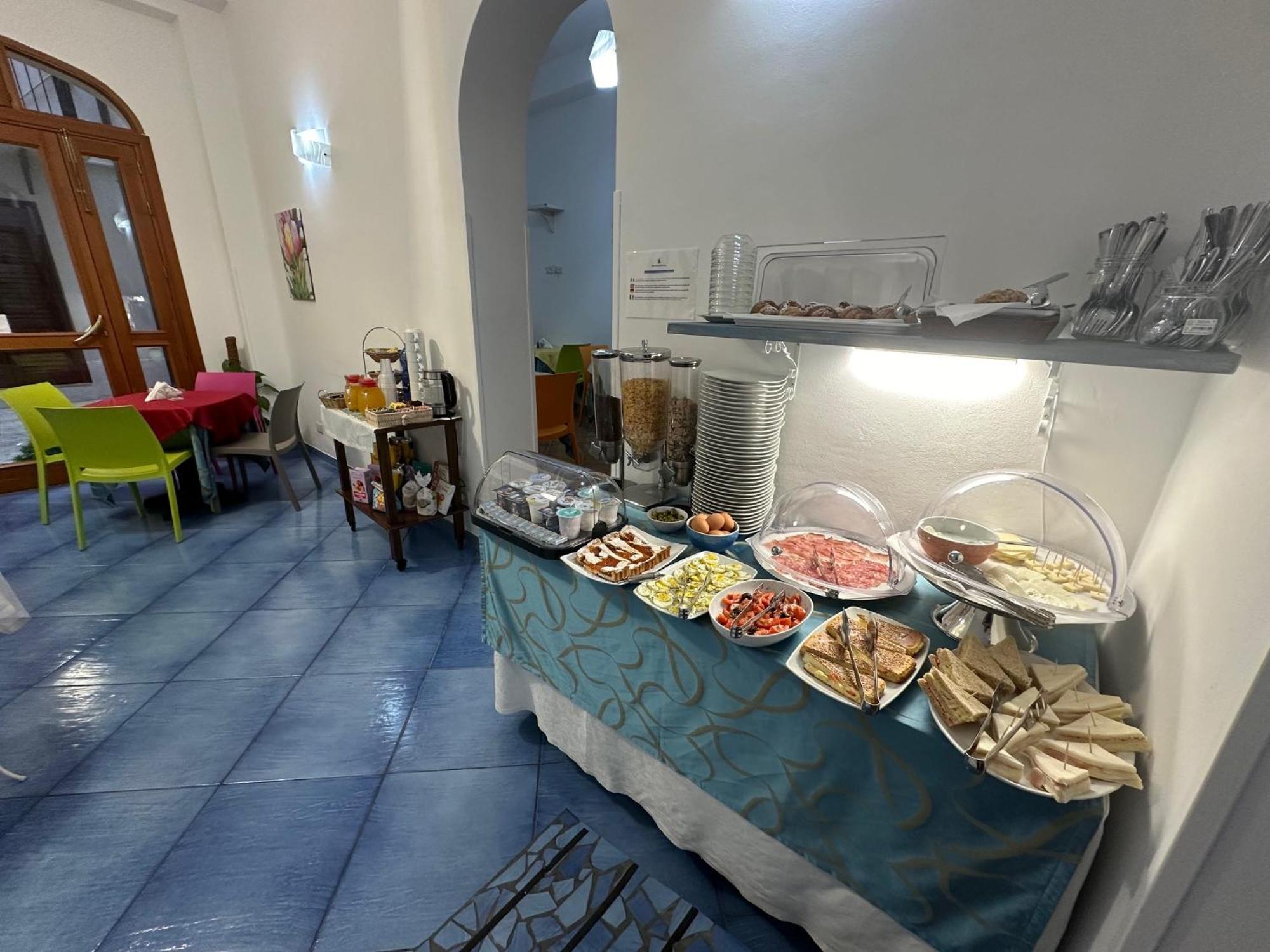 Badia Rooms & Breakfast Кастелламмаре-дель-Голфо Экстерьер фото