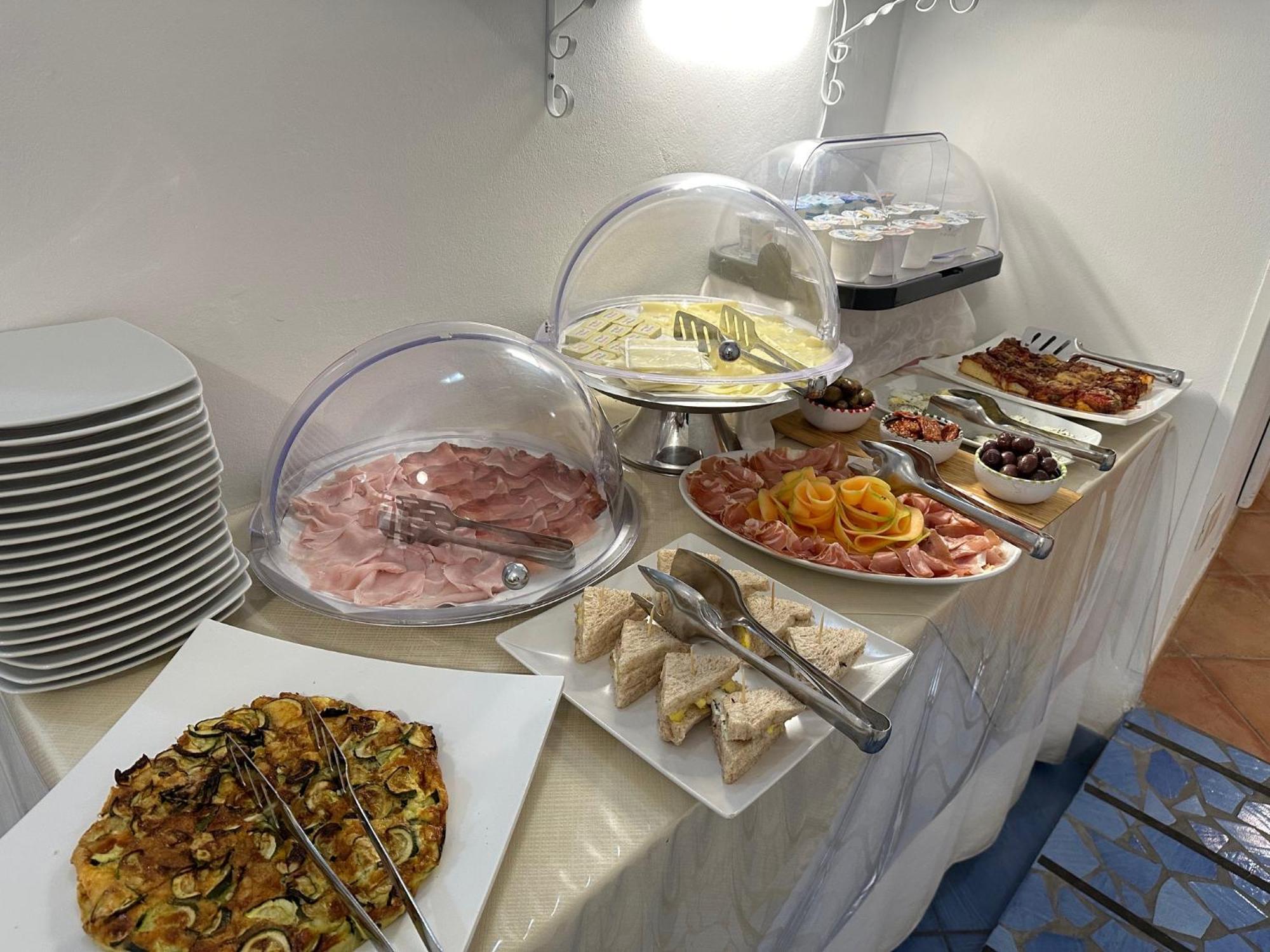 Badia Rooms & Breakfast Кастелламмаре-дель-Голфо Экстерьер фото